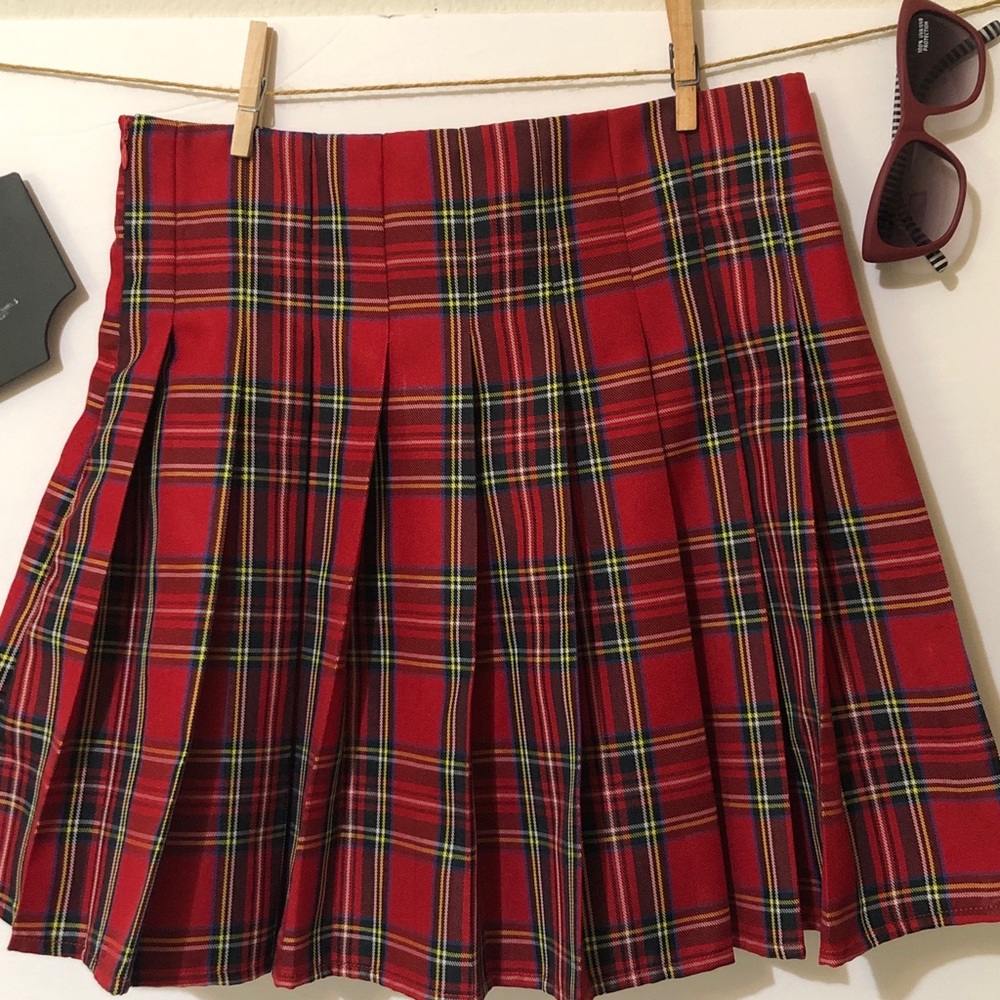 Shein Red Checkered Mini skirt Size L